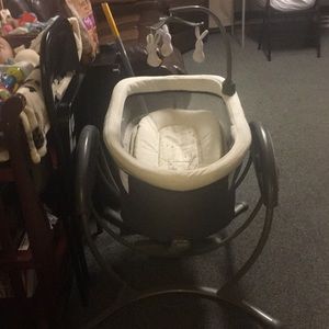 Used swing used for only 3 month good condition